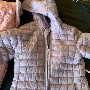 northface thermoball parka size 10/12 light purple